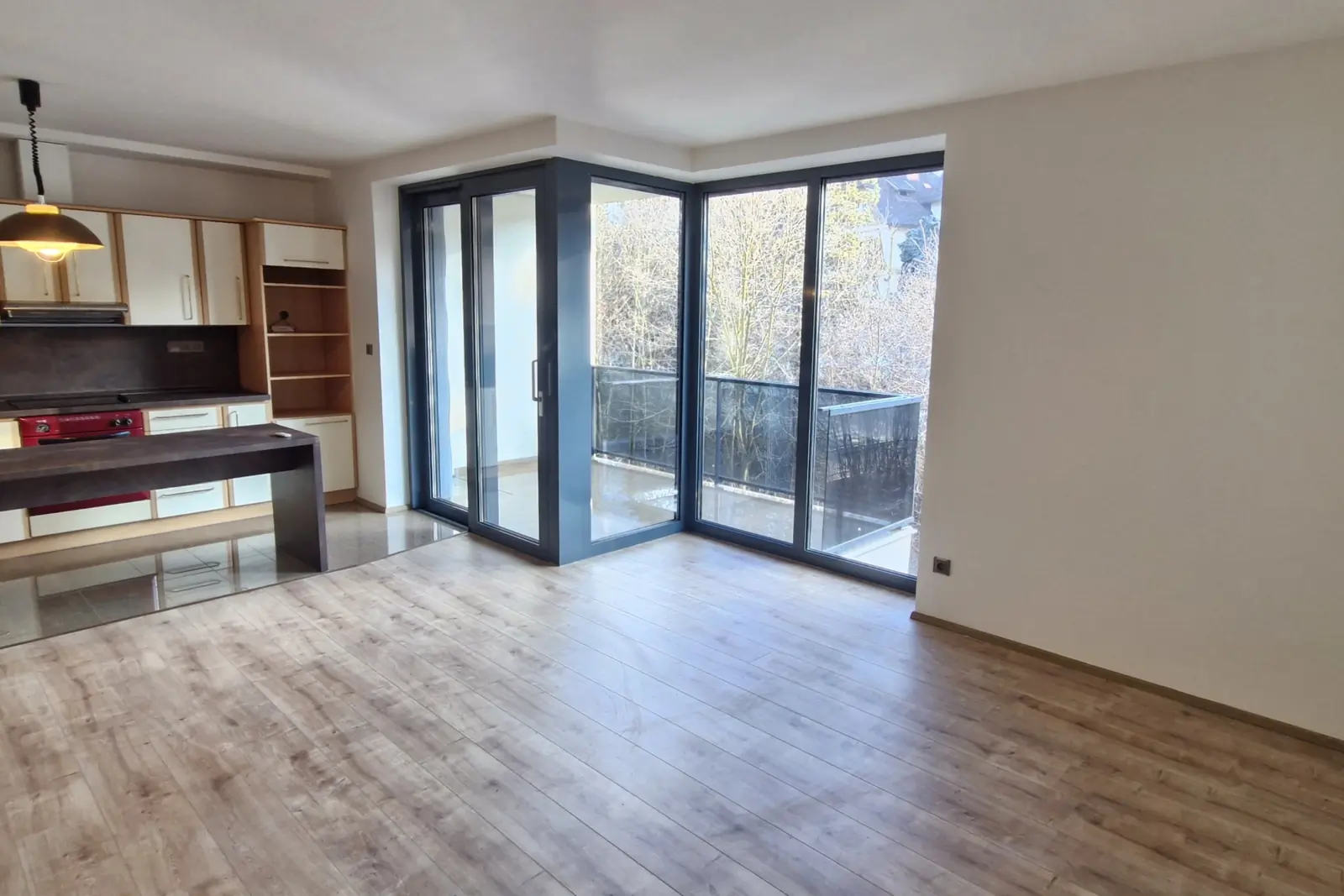 Pronájem prostorného bytu 3+kk přímo u lázeňské zóny v Luhačovicích