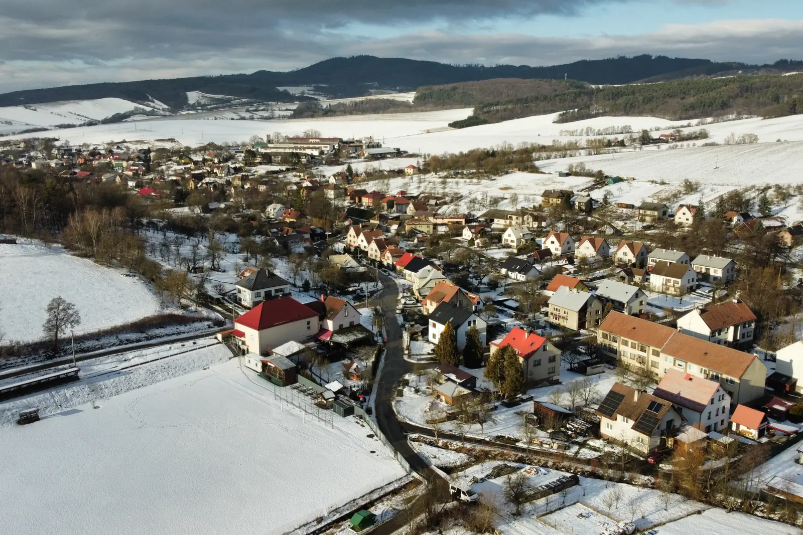 Prodej dvougeneračního rodinného domu 7+2 v Sehradicích