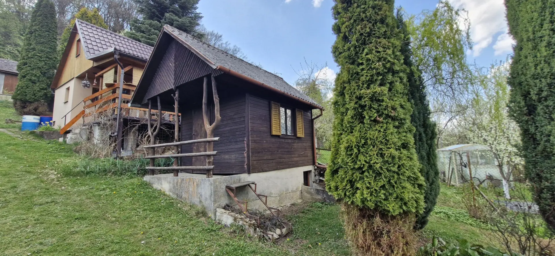 Prodej zahrady s chatkou v Luhačovicích