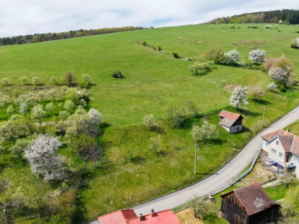 Prodej stavebního pozemku ve Slopném